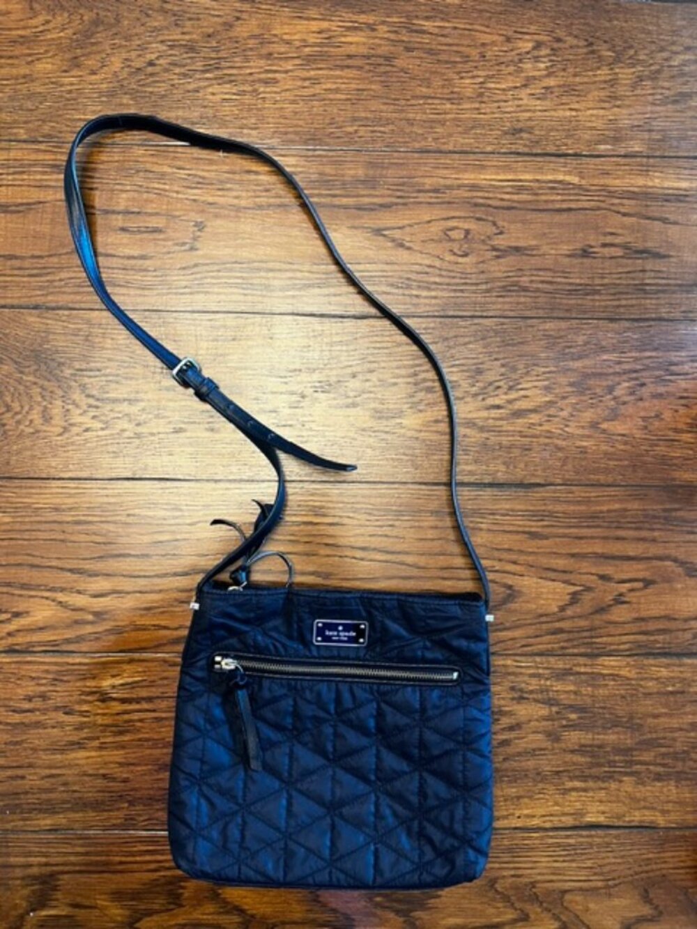 Women's KATE SPADE New York Black Quilted Purse Shoulder bag, Zip Close, Ex Con!